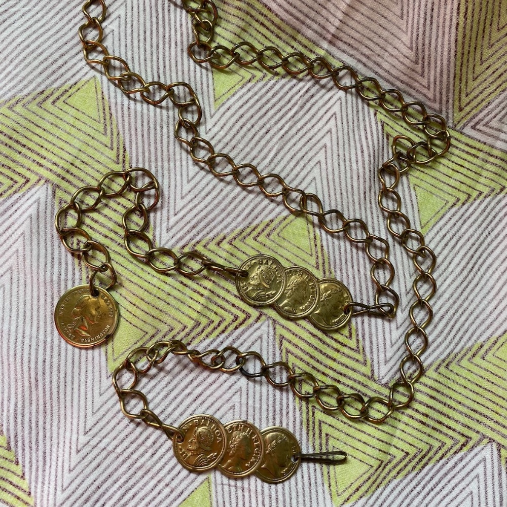 VTG 1960s Gold Chain Belt with Medallions OS Up To W40